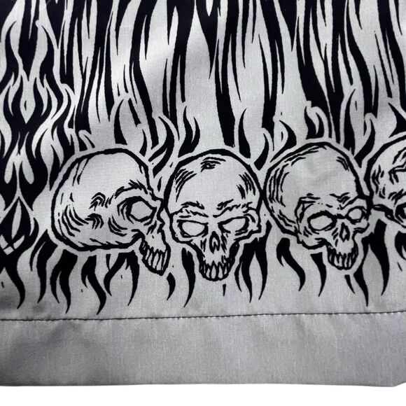 JNCO JEANS Shirt Men’s M Black Gray Crown Skulls Flames Tribal AOP Y2K Skater - Picture 3 of 11